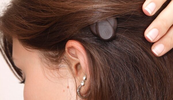 Prótese auditiva implantável de orelha média